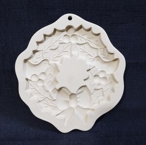 Vintage Brown Bag Cookie Mold Christmas Holly Wreath W Birds Hill Design Inc.